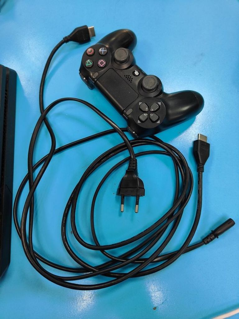 Оголошення  Sony PlayStation 4 Slim 1TB Black Б/У