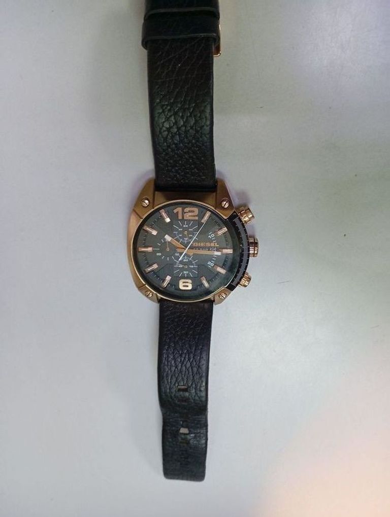 Купити Diesel DZ4297 Б/У