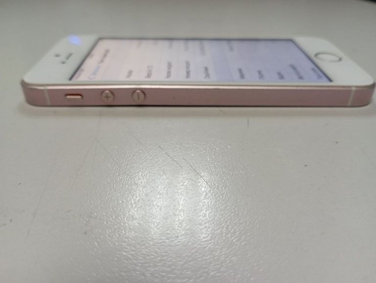 Оголошення Apple iphone se 1 16gb Б/У