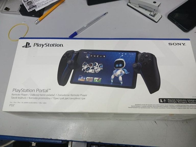 Купить Sony playstation portal Б/У