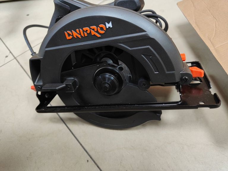 Купити Dnipro-M cs-185m Б/У