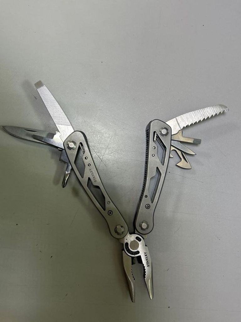 Оголошення Stanley 2cr Б/У