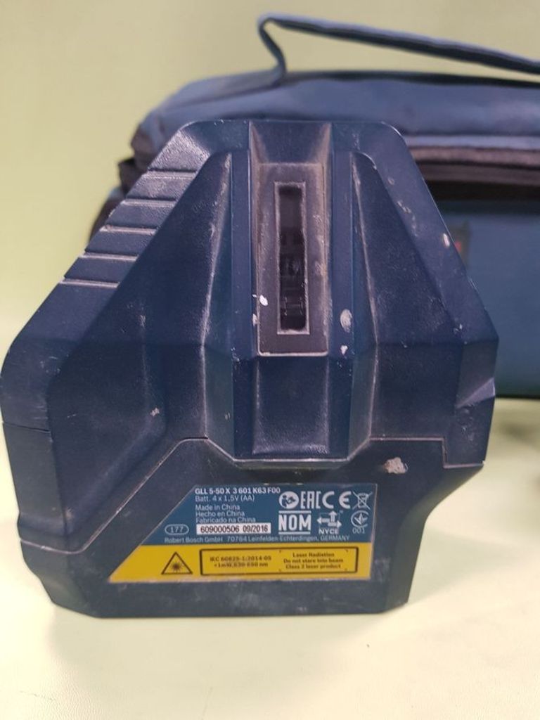 Дешево Bosch gll 5-50x з ломбарду