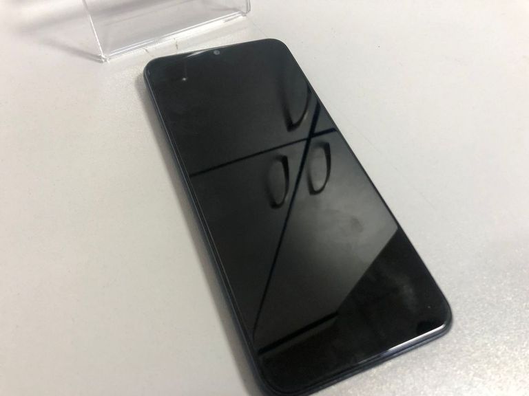 Дешево Tecno spark 8с kg5k 4/128gb з ломбарду