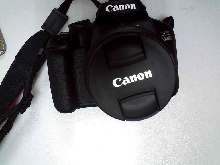 Оголошення Canon eos 4000d + ef-s 18-55 1:3.5-5.6 iii Б/У