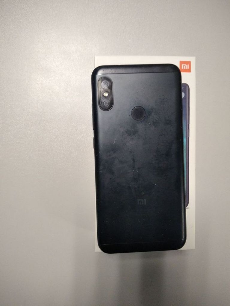 Оголошення Xiaomi mi a2 lite 4/64gb Б/У