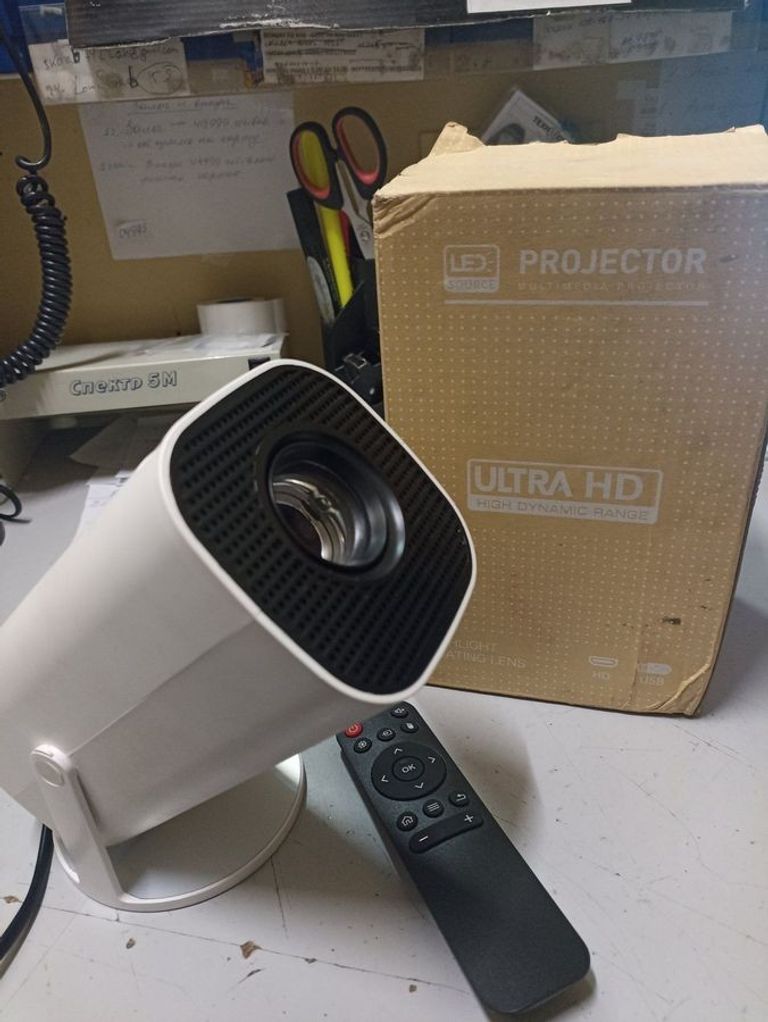 Дешево Без Виробника lcd projector з ломбарду