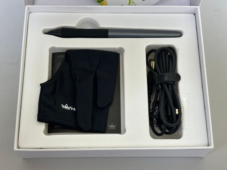 Дешиво Huion hs64 с ломбарда