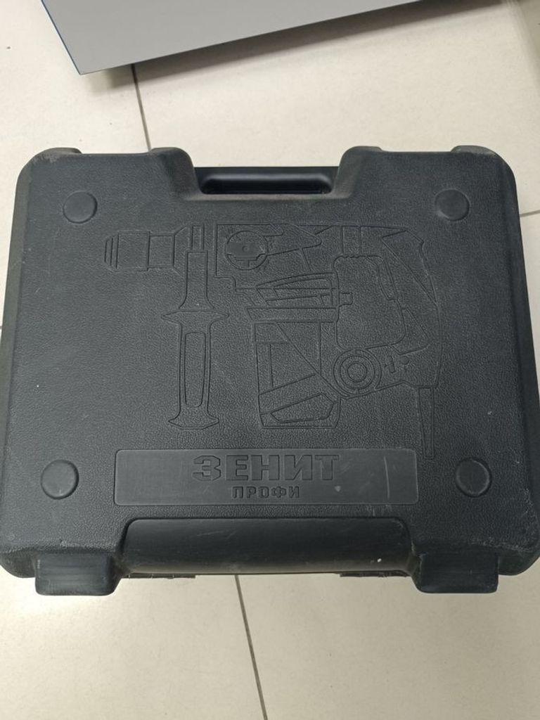 Дешиво Зенит зпп-1700 профи с ломбарда