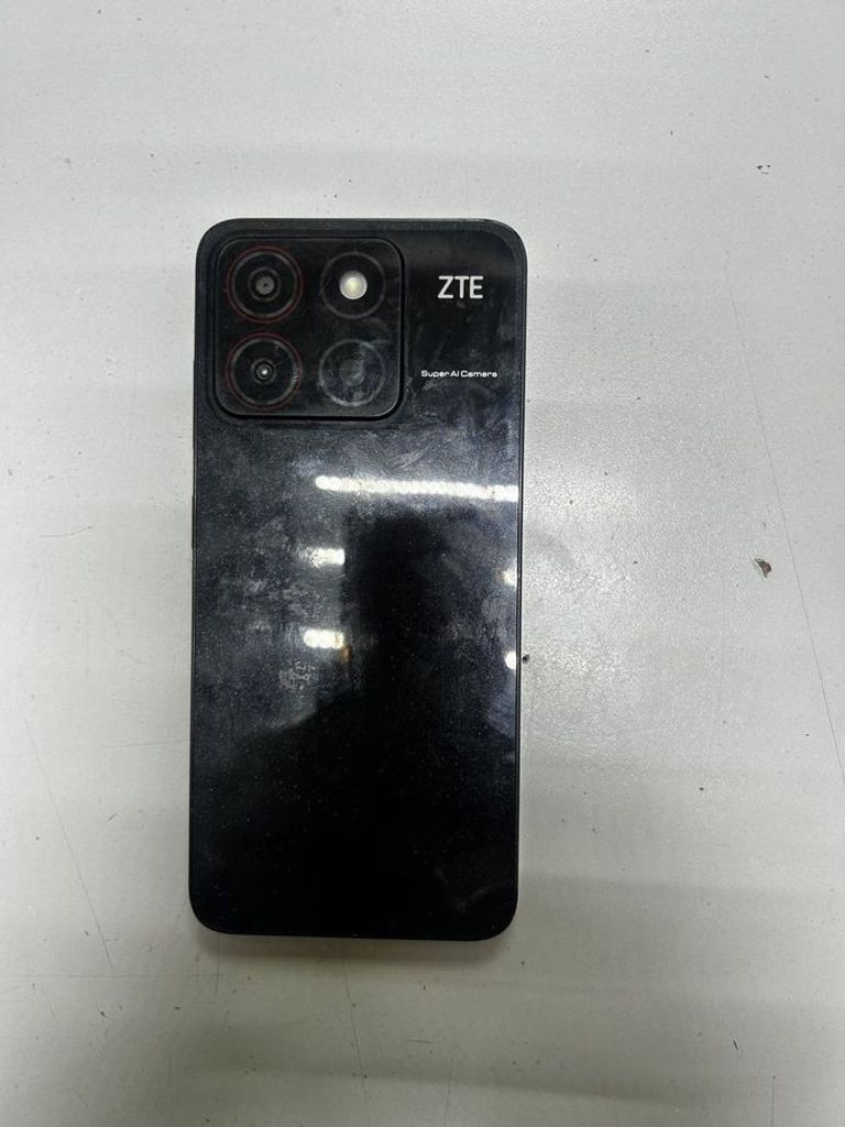 Дешиво Zte Blade A35 4/64GB Green с ломбарда