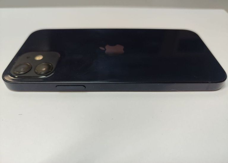 Apple iPhone 12 64GB (PRODUCT)RED Код:01-200881677. Изображение 9