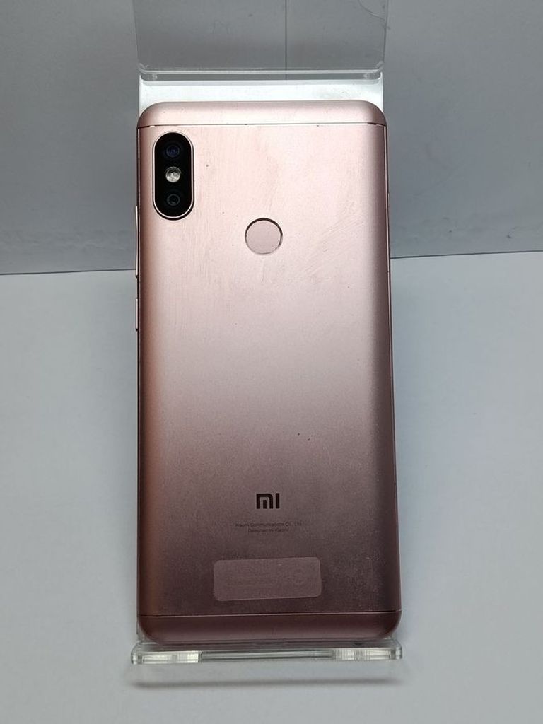 Розпродаж Xiaomi Redmi Note 5 4/64GB Black, продавець Техноскарб