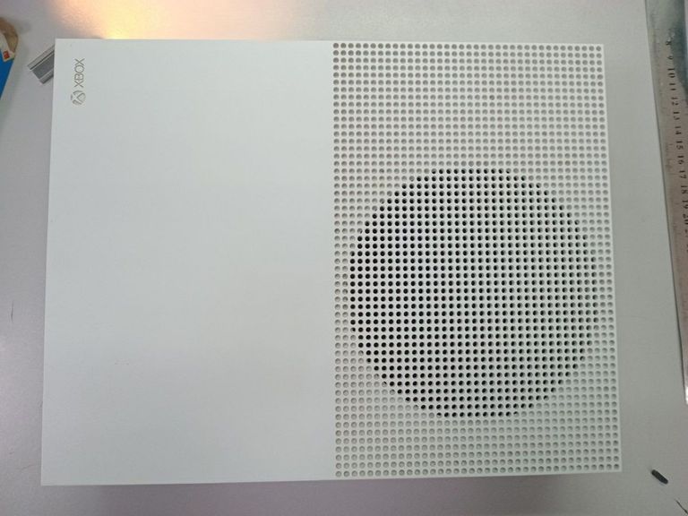 Дешево Microsoft Xbox One S 1TB з ломбарду