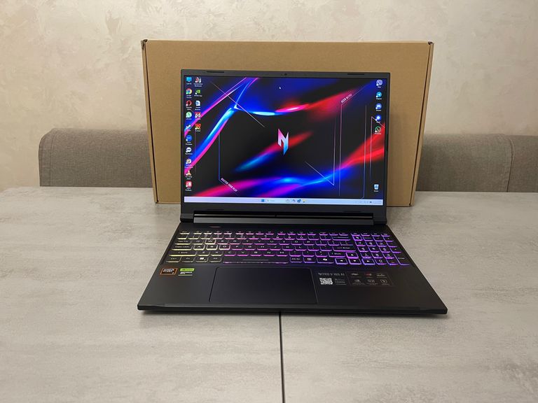 Купити Acer Nitro ANV16S-41-R2DX, 16"  Б/У