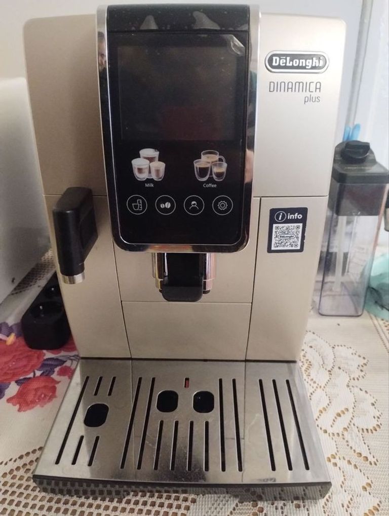 Купити Delonghi Dinamica Plus ECAM 380.85.SB Б/У