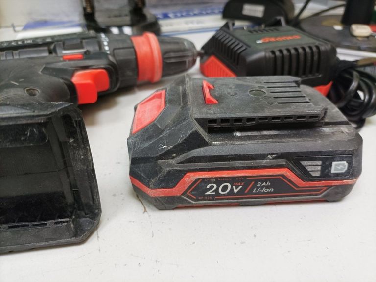 Оголошення Dnipro-M cd-218q 1акб 2ah зп Б/У