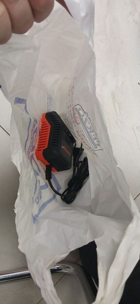 Дешево Dnipro-M cd-218q 1акб 2ah зп з ломбарду