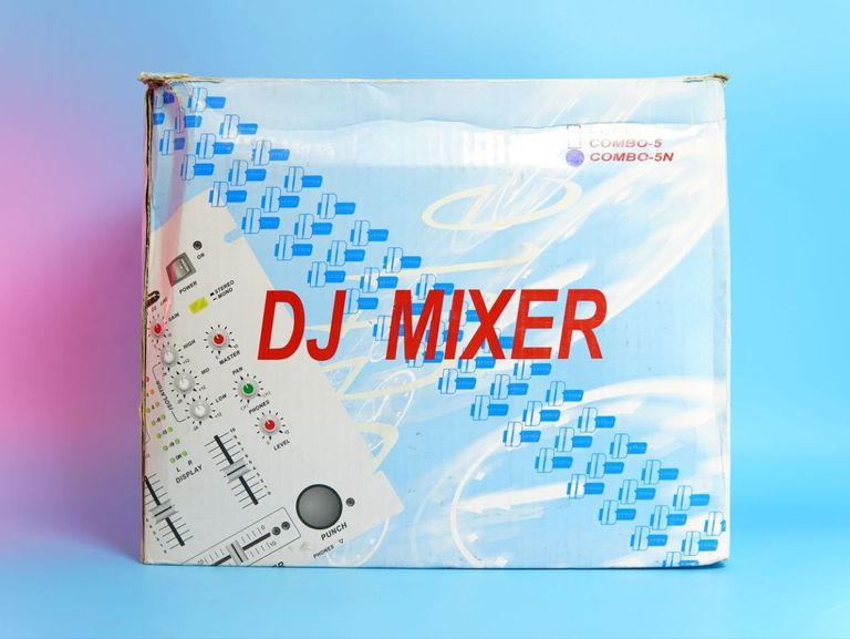 BETTER COMBO5N Professional Stereo Mixer. Новий. Код:null. Изображение 8