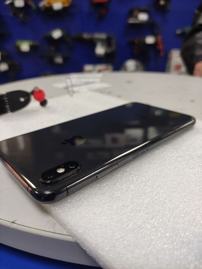 Оголошення Apple iphone xs max 256gb Б/У