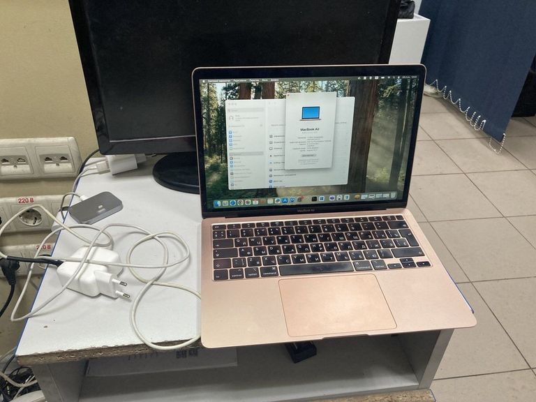 Купити Apple macbook air 13" 2020 a2179 core i5 1,1ghz/ram8gb/ssd512gb/intel iris plus graphics Б/У