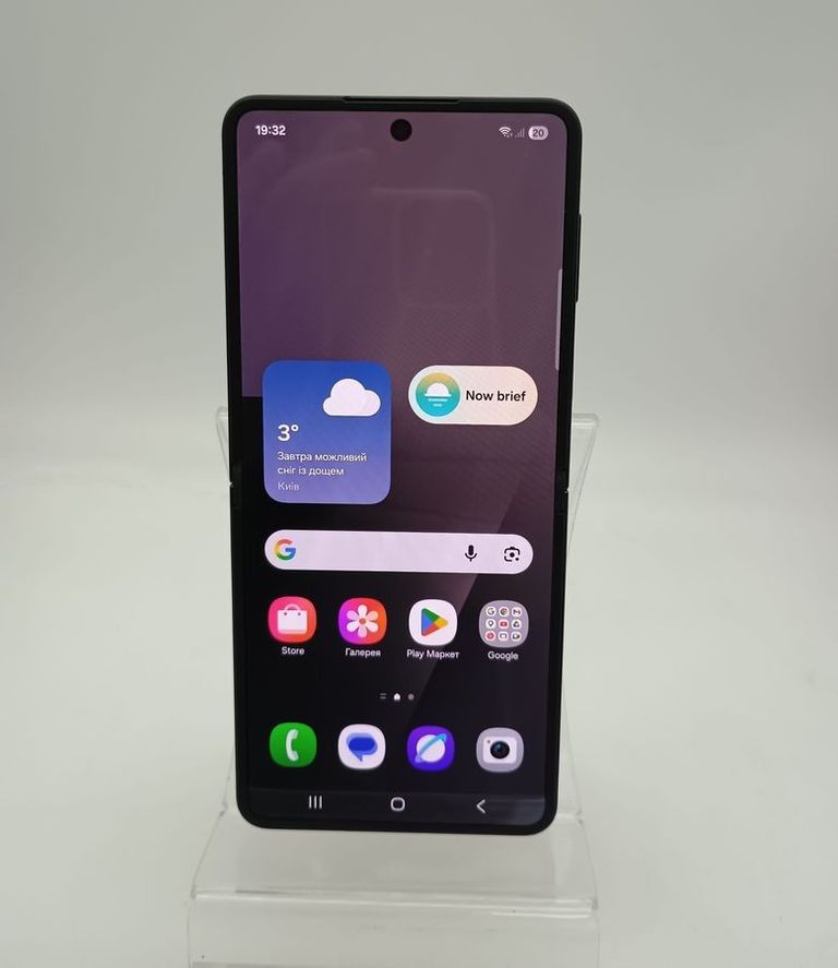 Объявление Samsung galaxy flip7 12/256gb Б/У