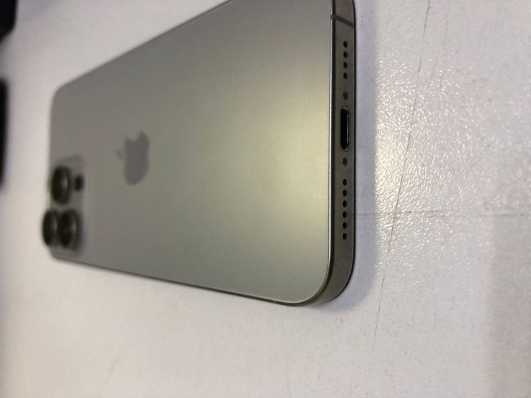Розпродаж Apple iphone 15 pro max 256gb, продавець Техноскарб