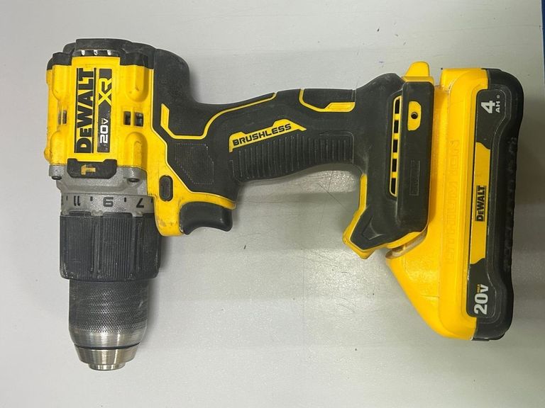 Купить Dewalt dcd805 + 1акб 20v 6ah + зп Б/У