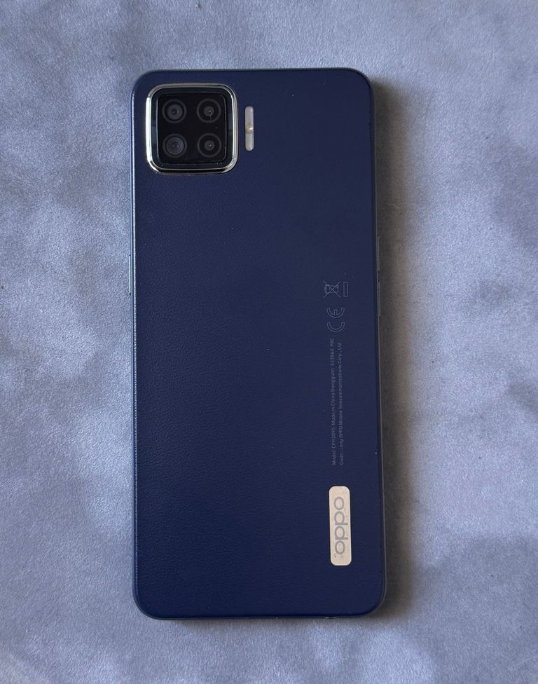Объявление Oppo A73 4/64GB Navy Blue Б/У