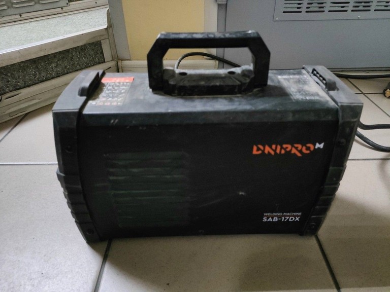 Дешиво Dnipro-M sab-17dx с ломбарда