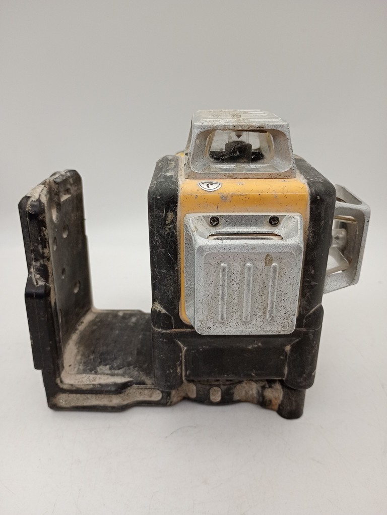 Дешиво Dewalt DCE089D1G с ломбарда