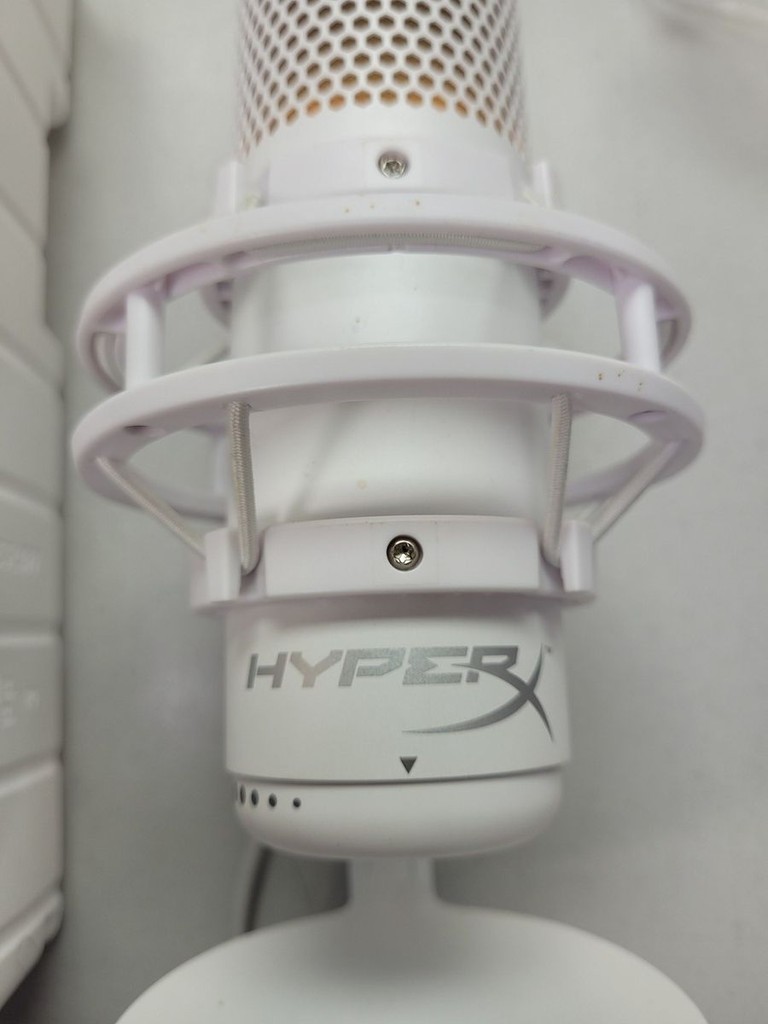 Дешиво Hyperx quadcast s с ломбарда