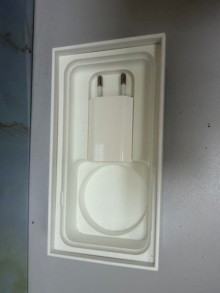 Apple iphone 7 128gb Код:01-200940180. Изображение 8