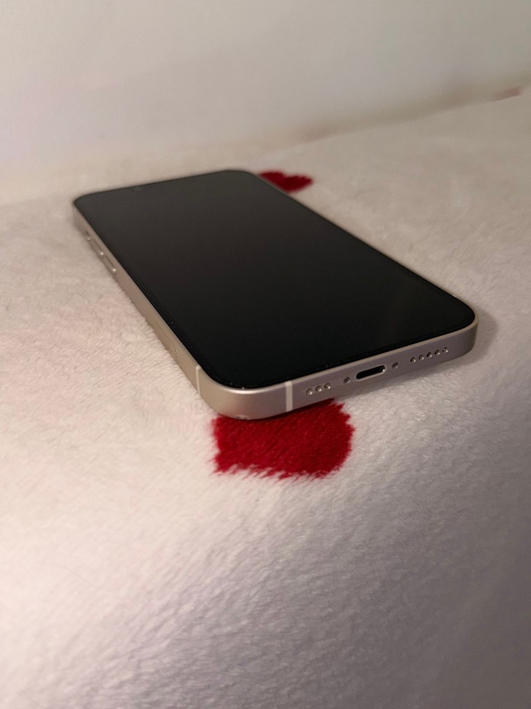 Apple iPhone 13 128GB Starlight (MLPG3) Код:null. Зображення 6