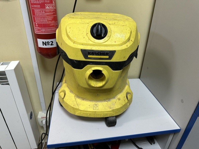 Дешево Karcher wd 2 plus v-12/4/18/c 1.628-009.0 з ломбарду