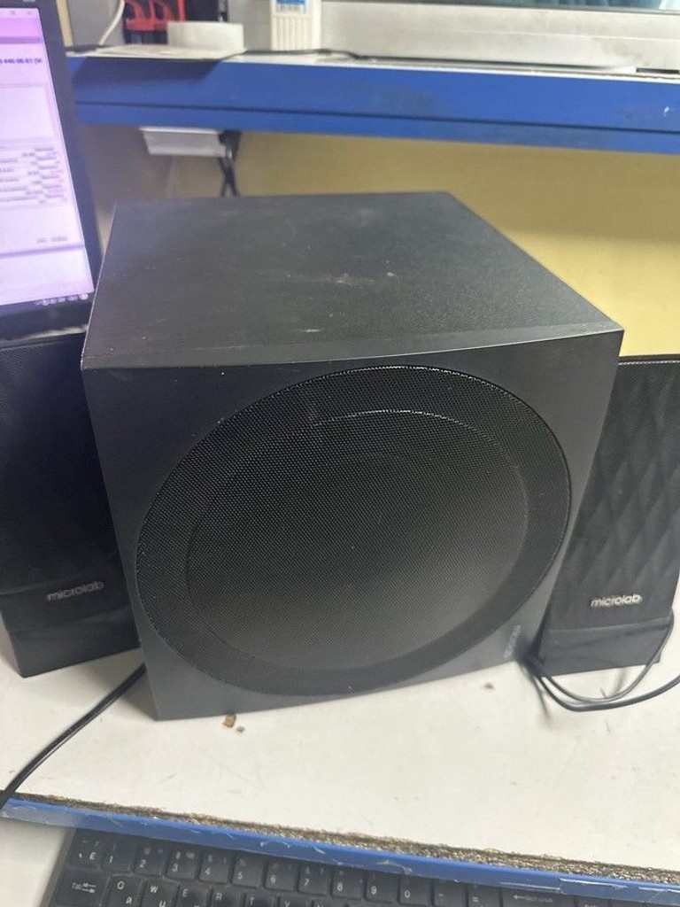 Купить Microlab M-300U Black Б/У