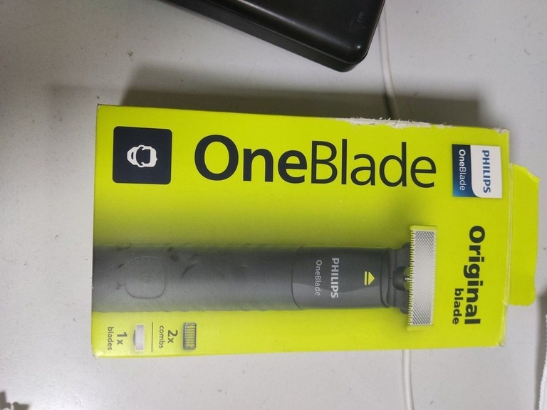Купить Philips OneBlade QP1424/65 Б/У