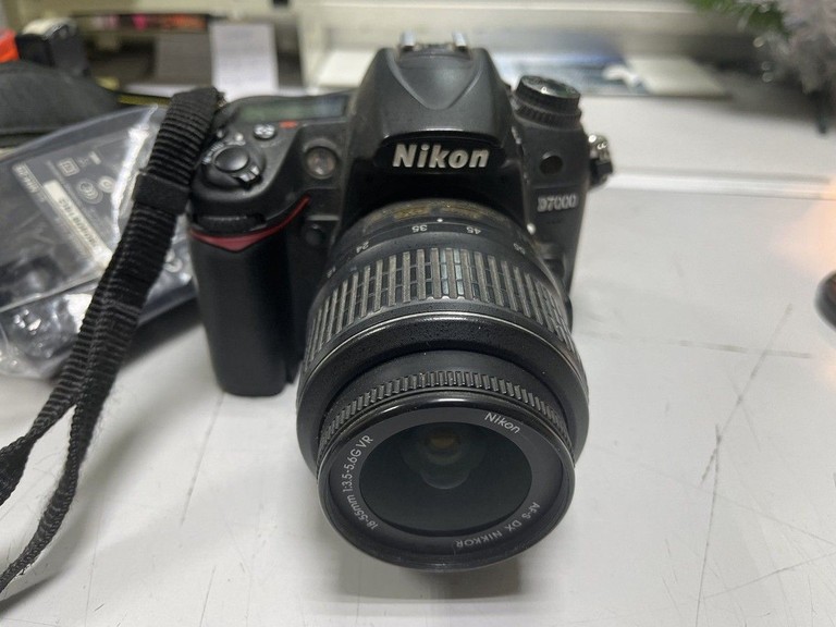 Розпродаж Nikon d7000 nikon nikkor af-s 18-55mm f/3.5-5.6g vr dx, продавець Техноскарб