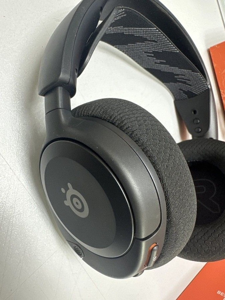 Купити Steelseries arctis nova 1 Б/У