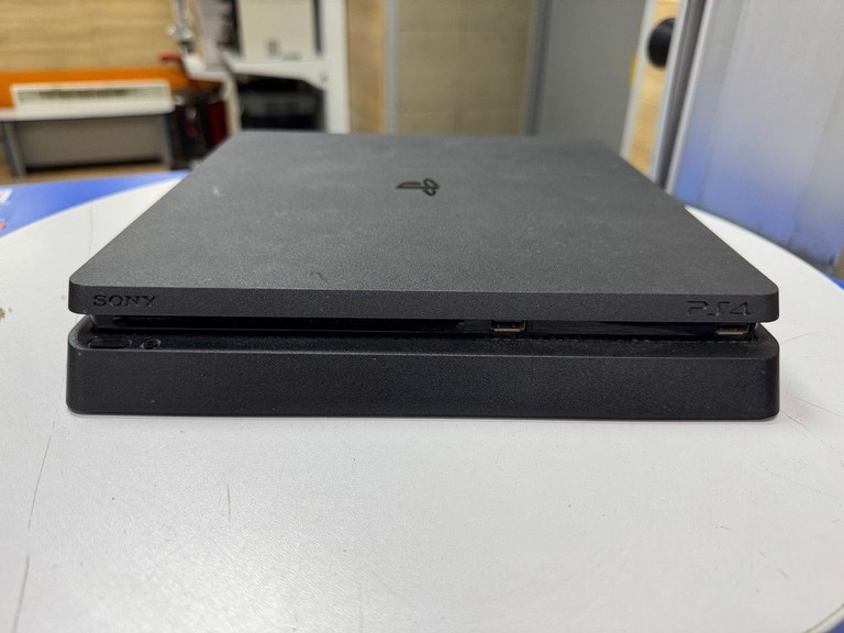 Объявление Sony playstation 4 500gb Б/У