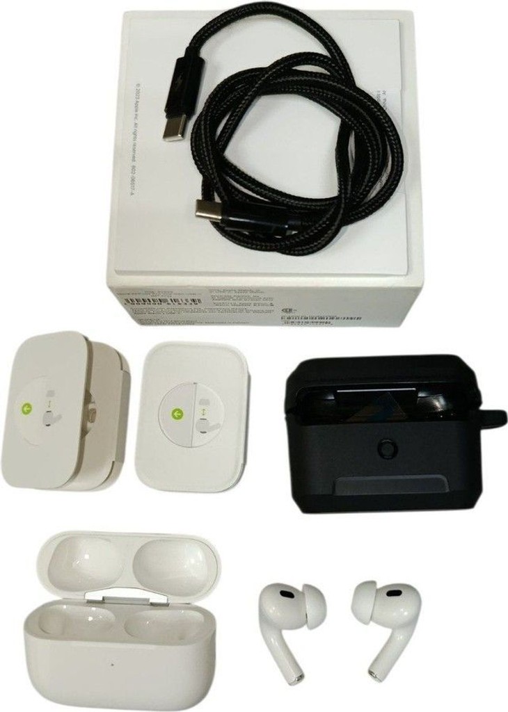 Купити Apple airpods pro 2nd generation with magsafe charging case usb-c Б/У