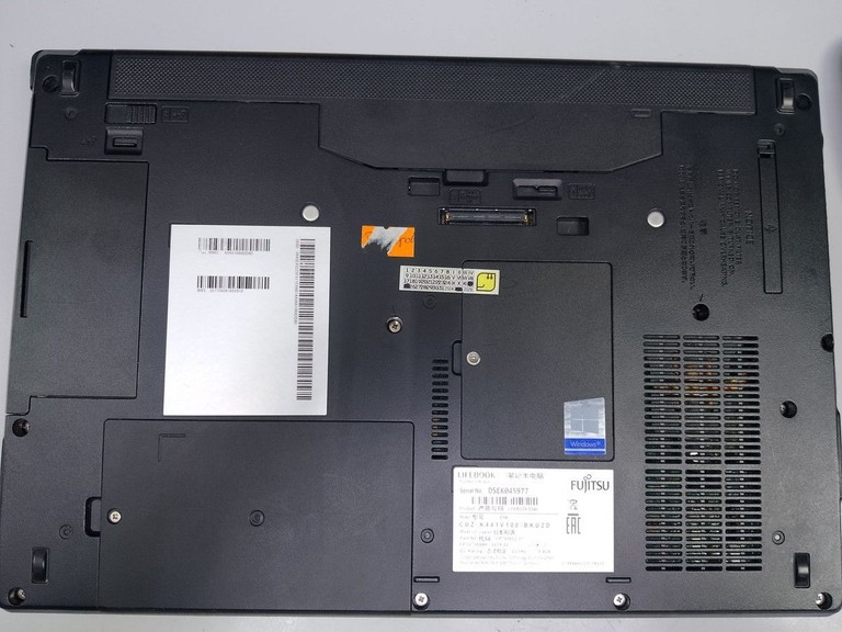 Розпродаж Fujitsu 13/core i5 6200u ddr3/8gb ddr3/hdd *відсутній/ssd 128 gb/*інтегрована, продавець Техноскарб