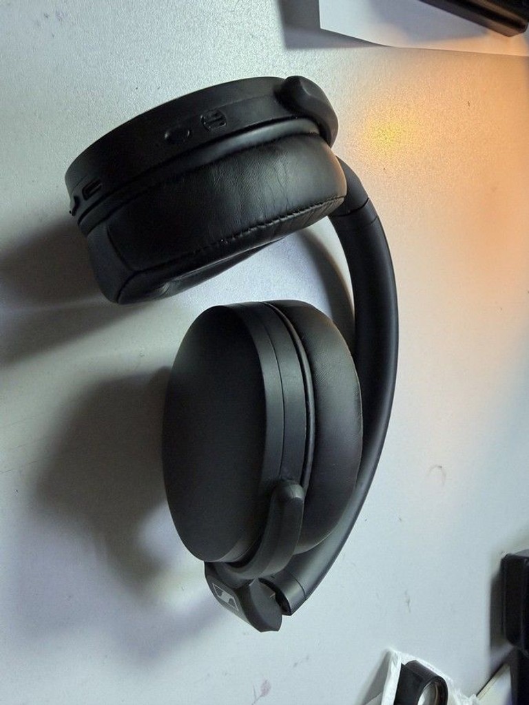 Дешево Sennheiser hd 350 bt з ломбарду
