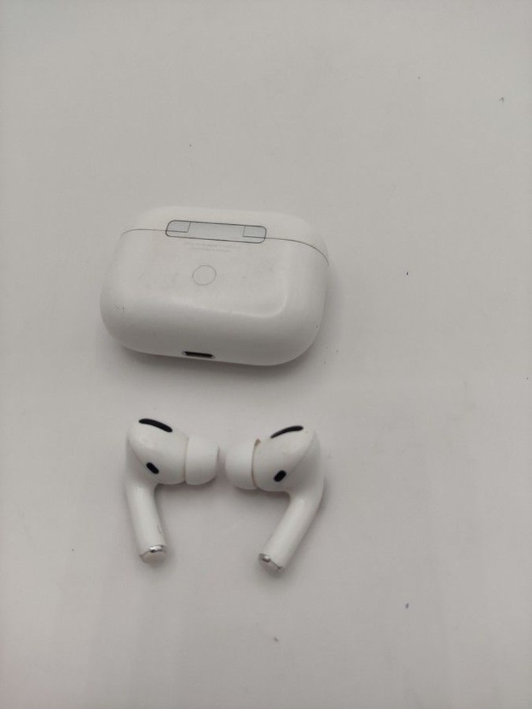 Оголошення Apple AirPods Pro (MWP22) Б/У