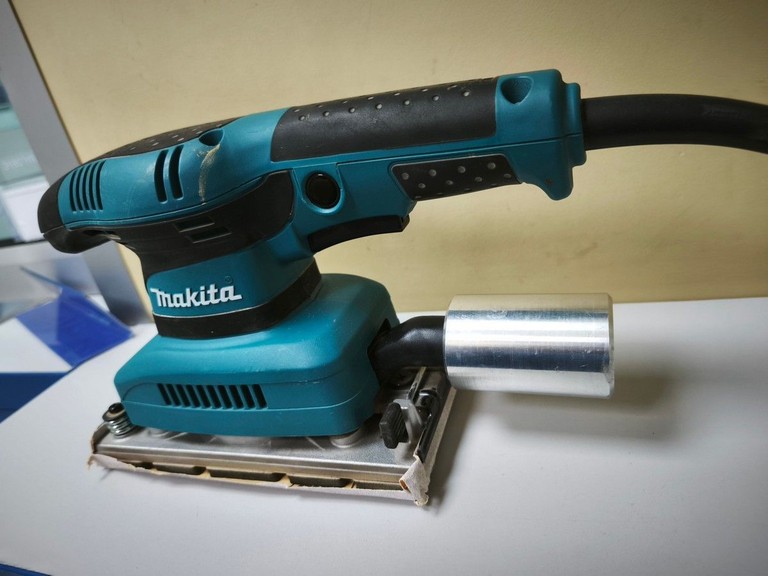 Купити Makita BO3710 Б/У