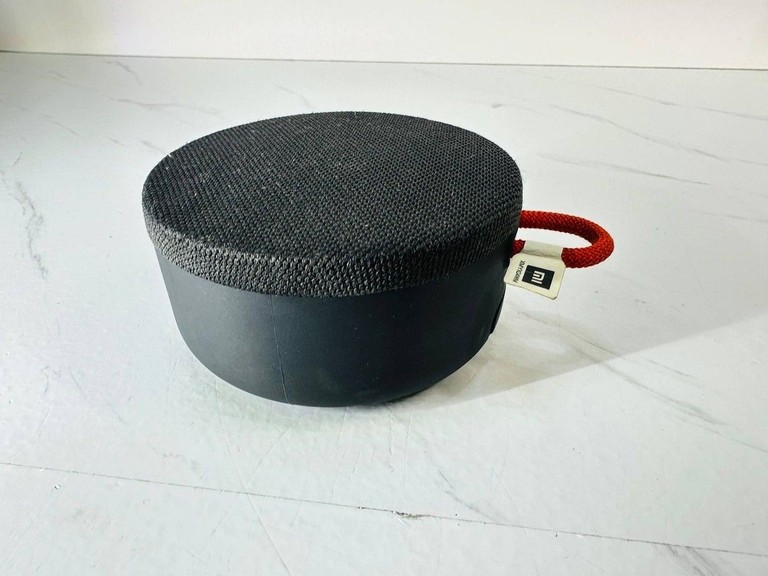 Дешево Xiaomi mi outdoor bluetooth speaker mini з ломбарду