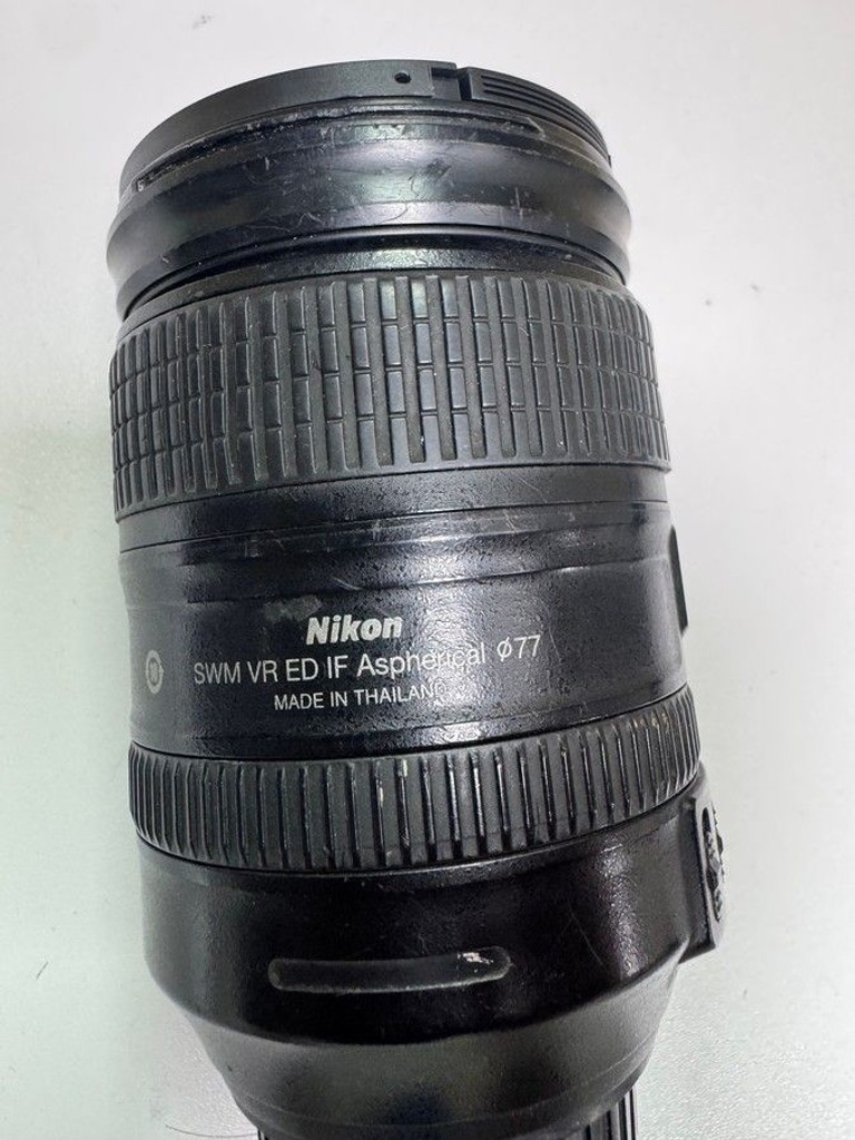 Купити Nikon af-s nikkor 28-300mm f/3,5-5,6g ed vr Б/У
