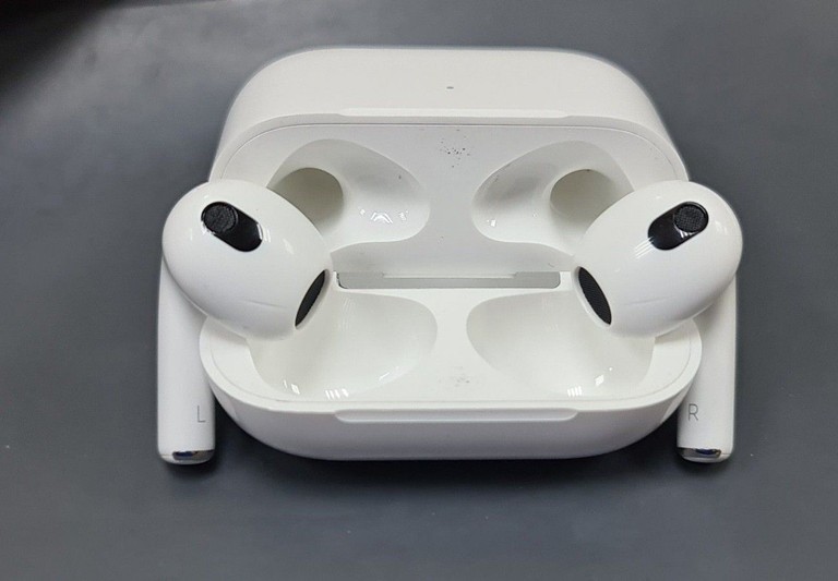 Оголошення Apple airpods 3rd generation Б/У