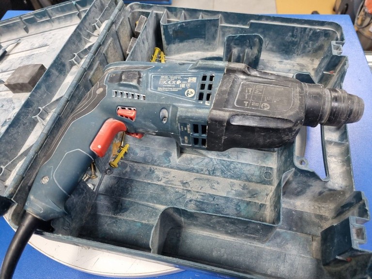 Купити Bosch gbh 220 Б/У