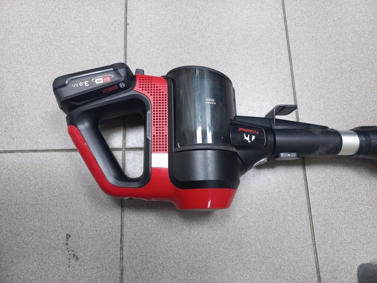 Розпродаж Bosch Unlimited 7 ProAnimal BBS711ANM, продавець Техноскарб