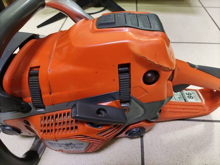 Дешево Husqvarna 562 xp з ломбарду
